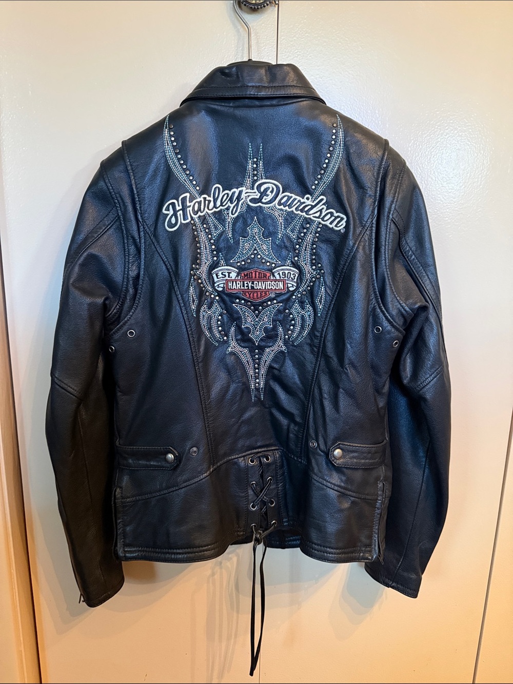 Harley-Davidson Black Leather Jacket with Embroidered Crest